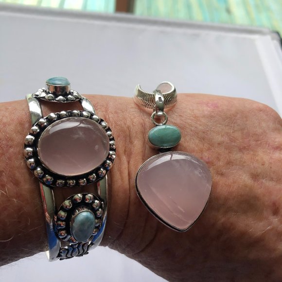 Jewelry - Huge Rose Quartz Heart with matching Bracelet